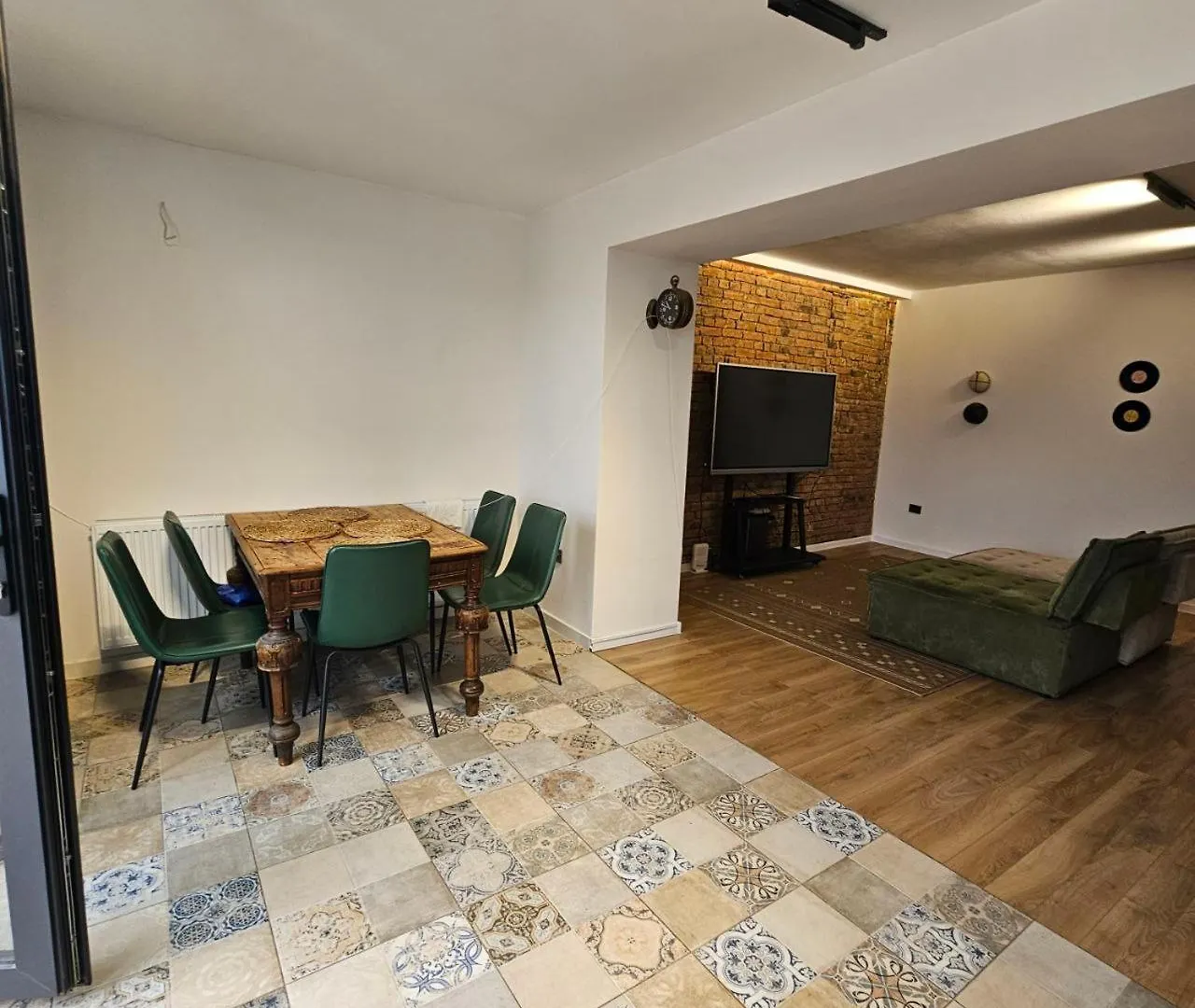 טביליסי Niabi 3Bdr Villa With Pool